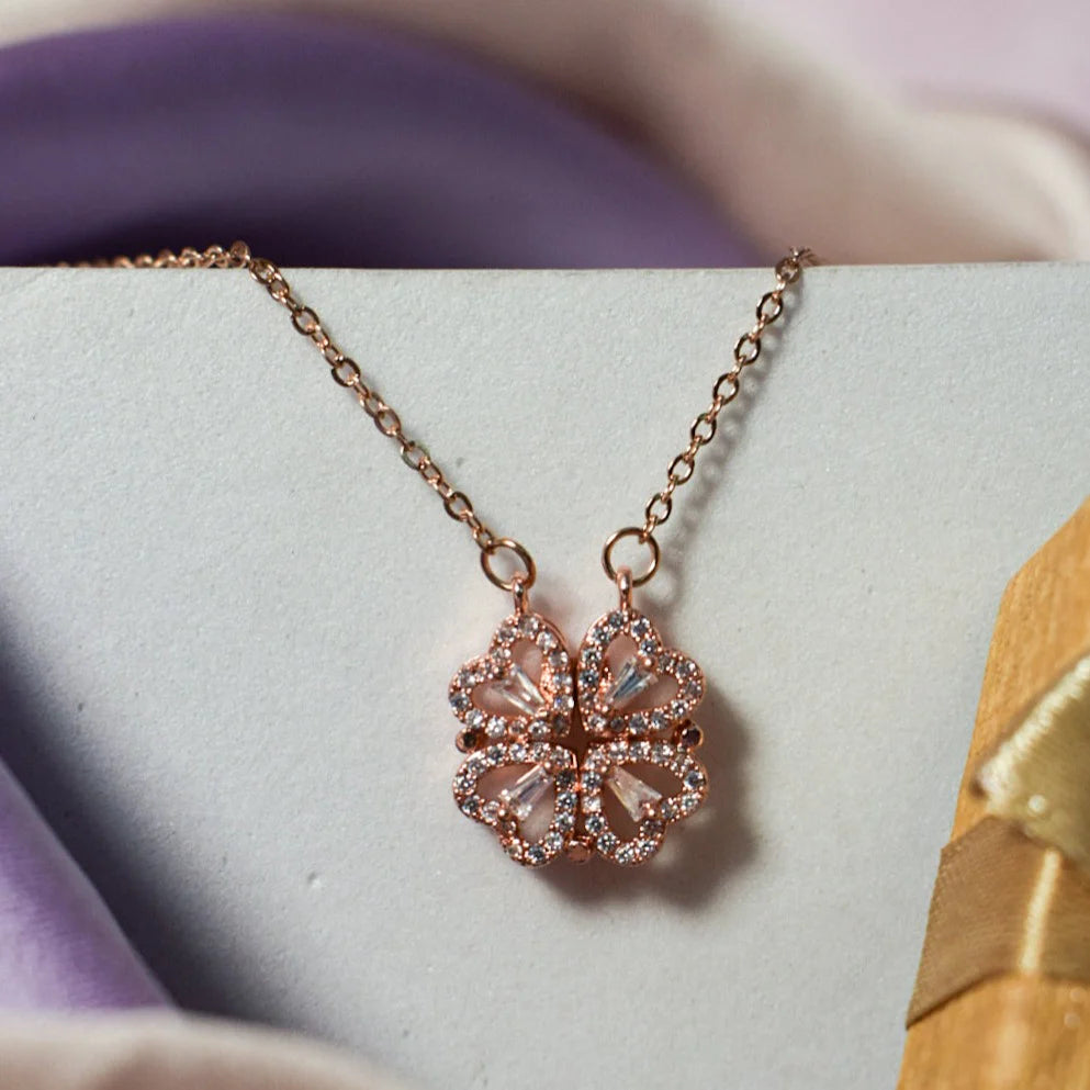 Hyacinth 4-Piece Magnetic Clover Necklace – Rose Gold