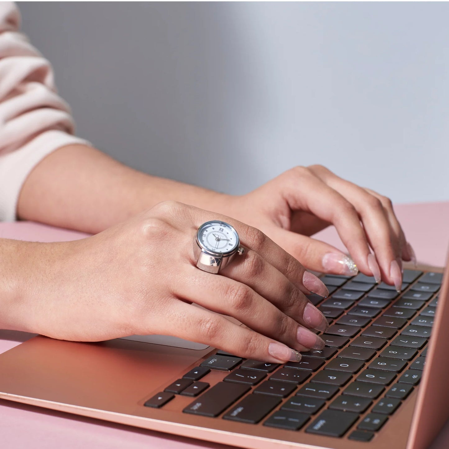 Girl Boss Mezra Watch Ring - Silver