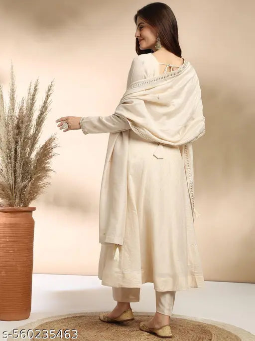 Mezraa Cream Silk Embroidered Kurta Set with Dupatta